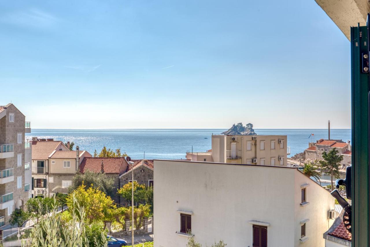 Apartmani Olga Petrovac na moru Exterior foto