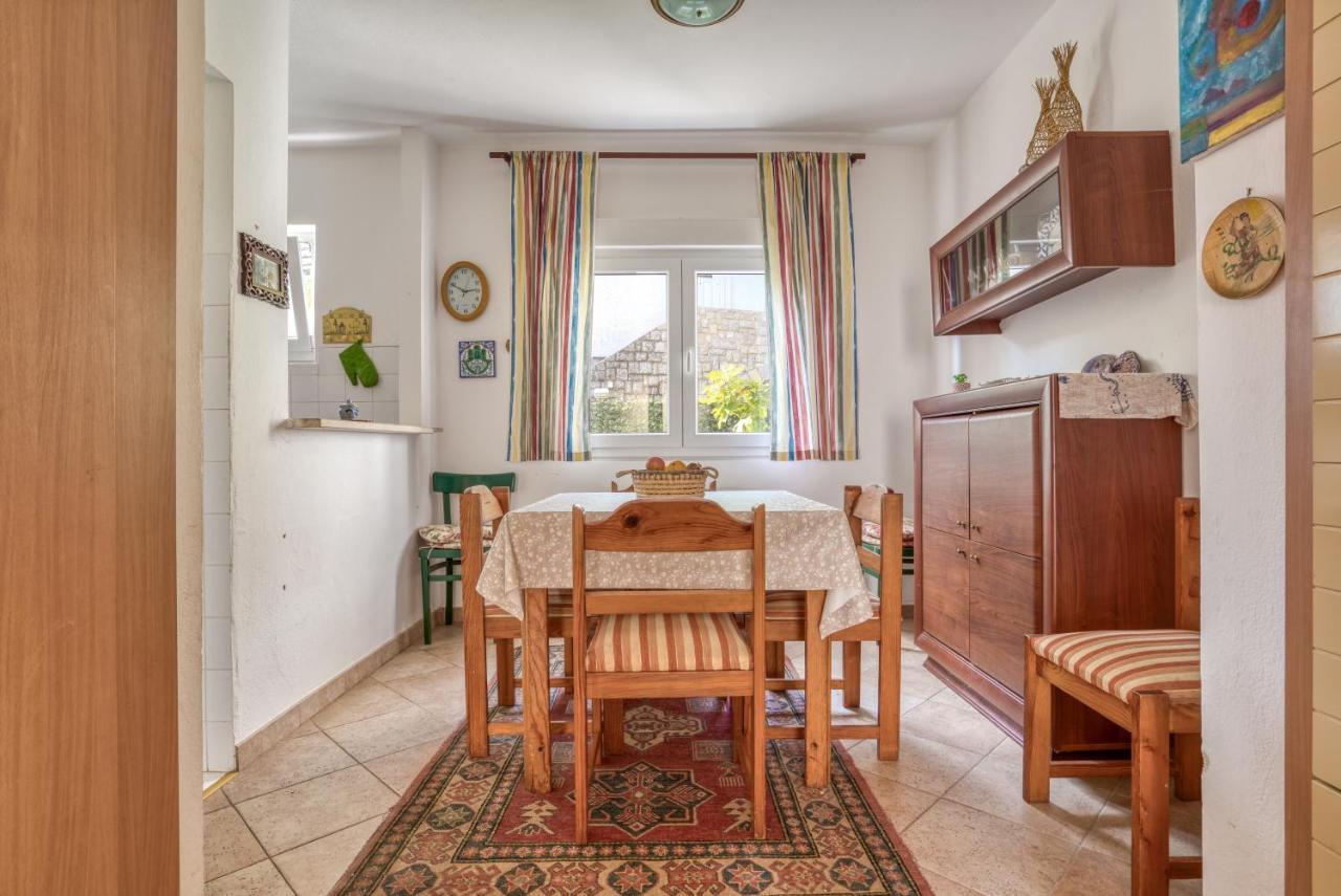 Apartmani Olga Petrovac na moru Exterior foto