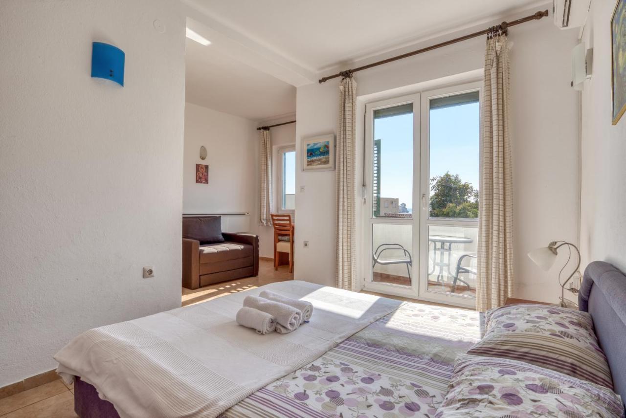 Apartmani Olga Petrovac na moru Exterior foto