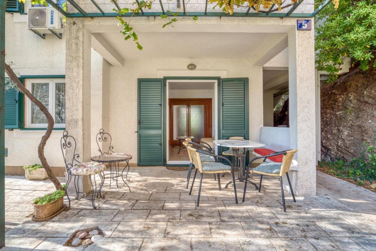 Apartmani Olga Petrovac na moru Exterior foto