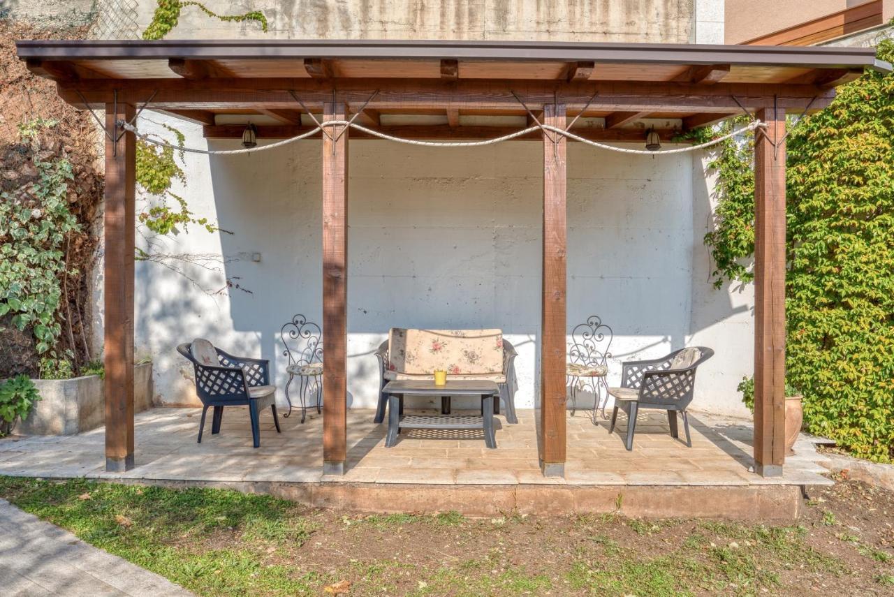 Apartmani Olga Petrovac na moru Exterior foto